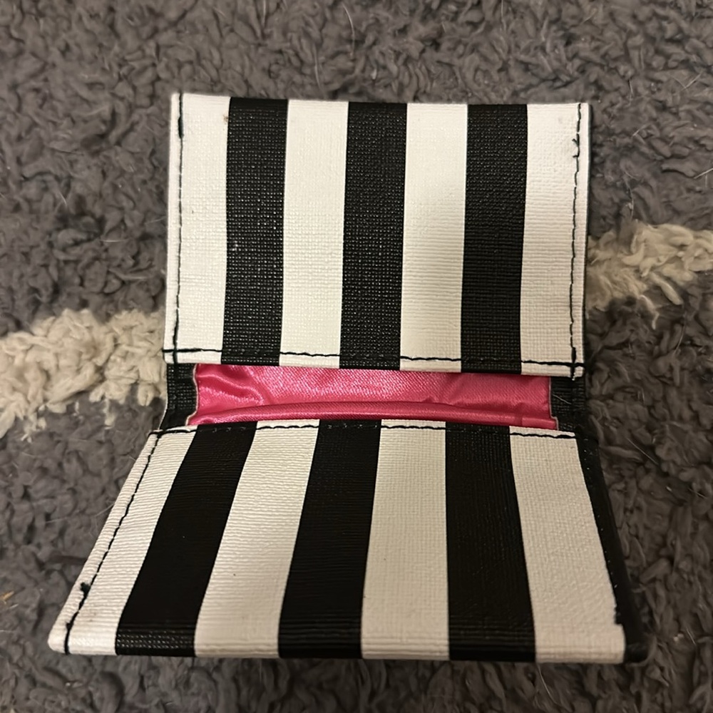 Mary Kay business card holder - Picture 2 of 3